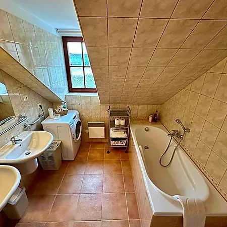 Modrasek Hotel *